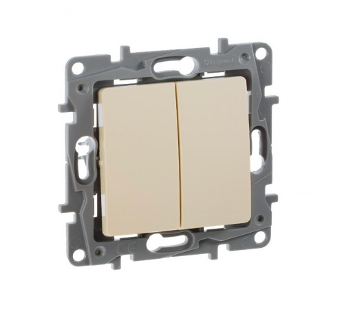 Etika Слоновая кость Переключатель 2-клавишный, 10А, автозажимные клеммы  672312  Legrand