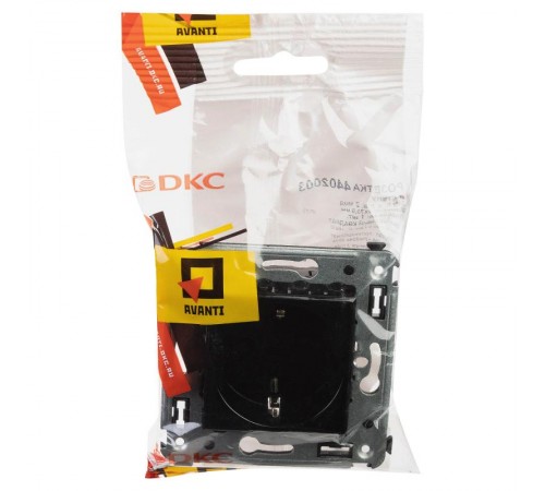 Розетка в стену, 2P+E, с з/ш, "Avanti", "Черный квадрат"  4402003  DKC