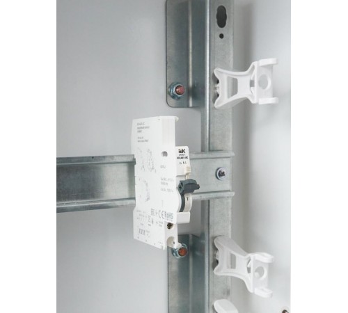 Контакт аварийный AR-AUX-AC 240...415В ARMAT IEK  AR-AUX-AC-240-415  IEK