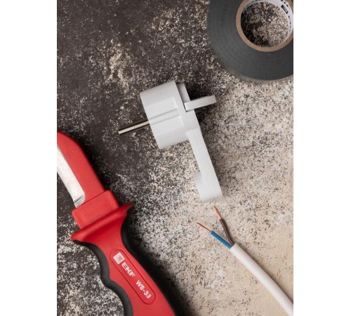 Вилка угловая плоская с/з белая "СТЕЛС" 16А 250В PRO  AVYF16-10-r  EKF