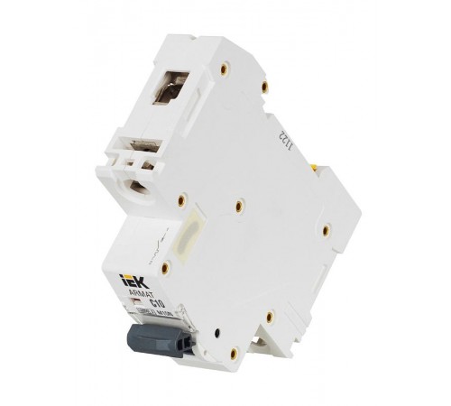 Выключатель автоматический однополюсный M10N 1P C 10А 10кА ARMAT  AR-M10N-1-C010  IEK