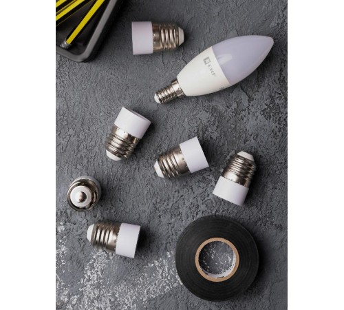 Переходник Е27-Е14 белый PROxima  AD-E27-E14-w  EKF