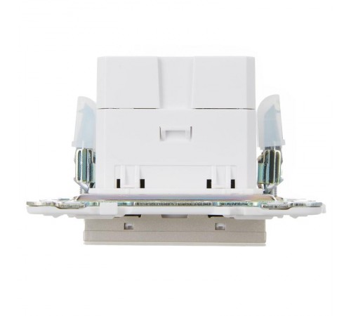 SKANDY Розетка USB A+C 18Вт SK-R13Sa песочный  SK-U22-018-K98  IEK