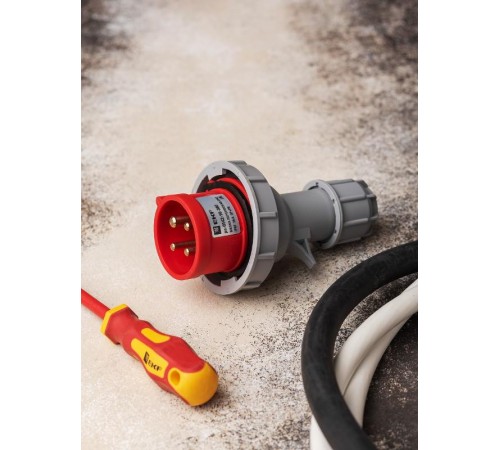 Вилка переносная 0142 3Р+РЕ 16А 380В IP67 EKF PROxima  ps-0142-16-380  EKF