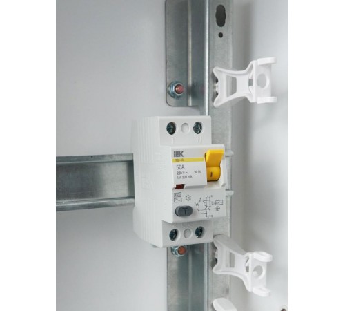 Выключатель дифференциальный (УЗО) ВД1-63 2п 50А 300мА тип AC  MDV10-2-050-300  IEK