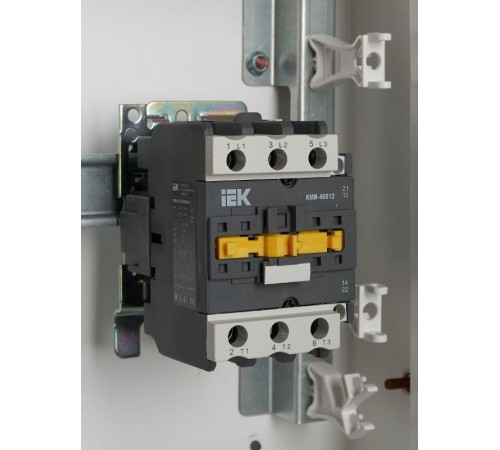 Контактор КМИ-46512 65А 230В/АС3 1НО;1НЗ   KKM41-065-230-11  IEK