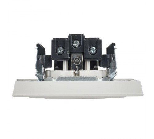 BRITE Розетка с заземлением со шторками 16А в сборе РСР14-1-0-БрБ белый   BR-R14-16-K01-F  IEK