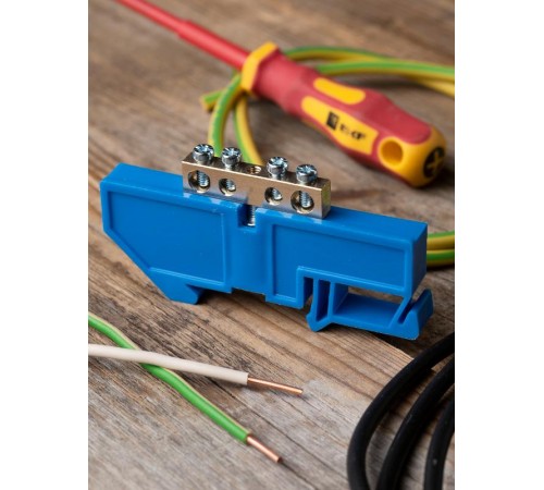 Шина "0" N 63.04 изолятор на DIN-рейку (латунь) EKF PROxima  sn0-63-04-d  EKF