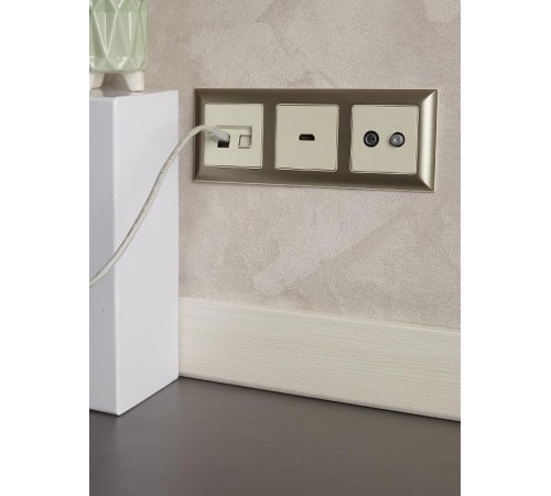 BRITE Розетка HDMI РHDMI-0-БрКр бежевый   BR-H10-K10  IEK