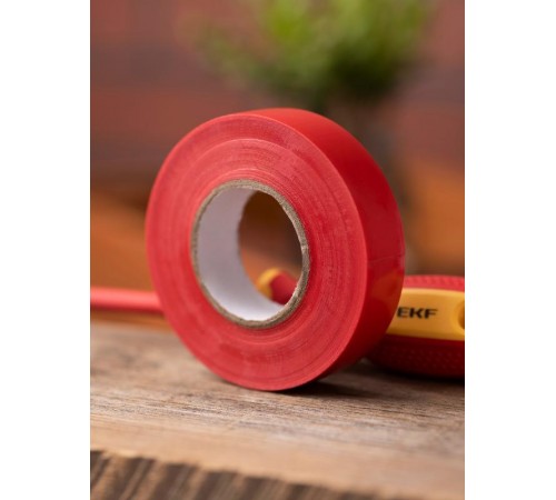 Изолента, класс А (профессиональная), 0.18х19мм, 20 метров, красная EKF Simple  plc-iz-a-r  EKF