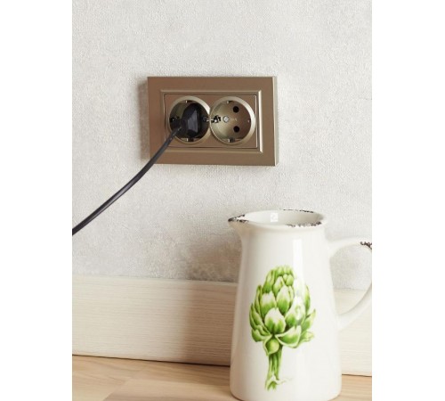 BRITE Розетка 2-ая с заземлением без шторок 16А в сборе РС12-3-БрШ шампань  BR-R21-16-K37-F  IEK