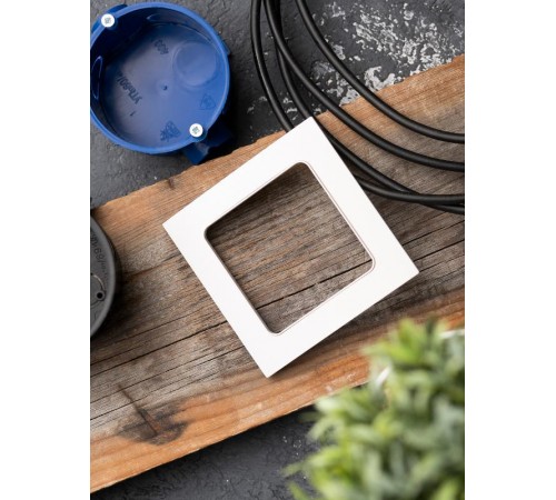 Стокгольм Рамка 1-местная белая PROxima  EXM-G-302-10  EKF