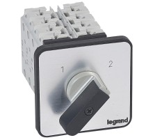 Переключатель на 2 направления - без положения ''0'' - PR 26 - 4П - 8 контактов - крепление на дверце  027478  Legrand