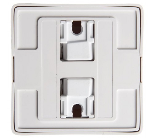 Хит Белый О/У с изолирующей пластиной Розетка с заземлением со шторками, 16А, 250В  RA16-138I-B  SE