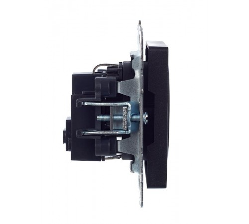 BRITE Розетка с заземлением со шторками 16А РС14-1-0-БрЧ черный  BR-R14-16-K02  IEK