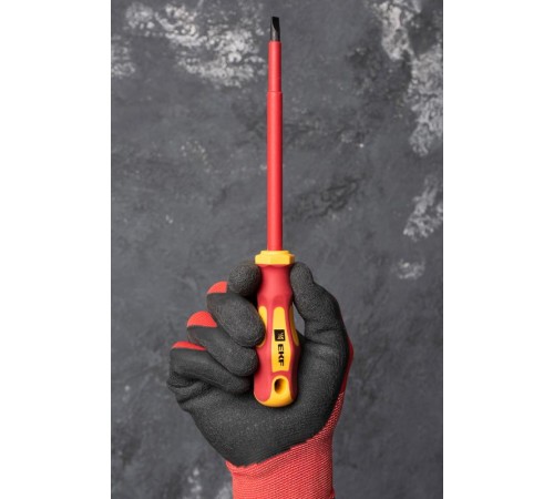 Отвертка Master SL6.5x150 мм 1000В EKF Basicsl-6.5-150-mas-inEKF