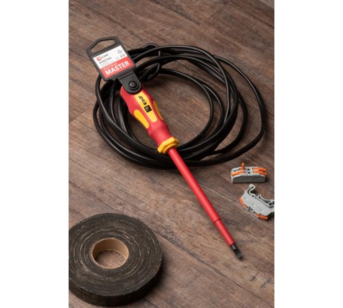 Отвертка Master SL6.5x150 мм 1000В EKF Basicsl-6.5-150-mas-inEKF