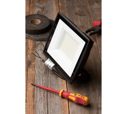 Прожектор светодиодный СДО-3005 75Вт 6500К IP65 EKF Basic  FLL-3005-75-6500  EKF