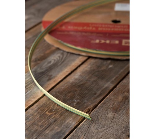 Термоусаживаемая трубка ТУТ нг 8/4 жел-зел EKF PROxima  tut-8-yg  EKF