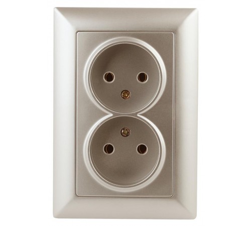 Розетка Intro Solo 4-204-04 без заземления 2х2P, 16А-250В, IP20, СУ, шампань  Б0053669  Intro