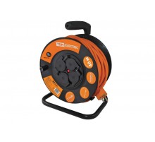 Удлинитель силовой УКз16-004  (IP44 4 места/40м ПВС 3х1,5)  SQ1301-0542  TDM