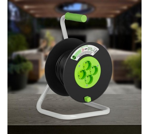 Удлинитель силовой ЭРА GREEN LINE KAT-2x1-20m Greenline на катушке пластик 4 розетки без заземления 20м ПВС 2x1мм2   Б0064997  ЭРА