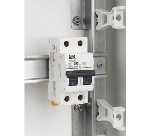 Выключатель автоматический двухполюсный M06N 2P C 63А 6кА ARMAT  AR-M06N-2-C063  IEK