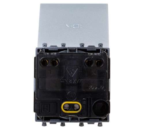 Розетка с крышкой модульная, 2P+E, с з/ш, "Avanti", "Закаленная сталь",2 модуля  4404012  DKC