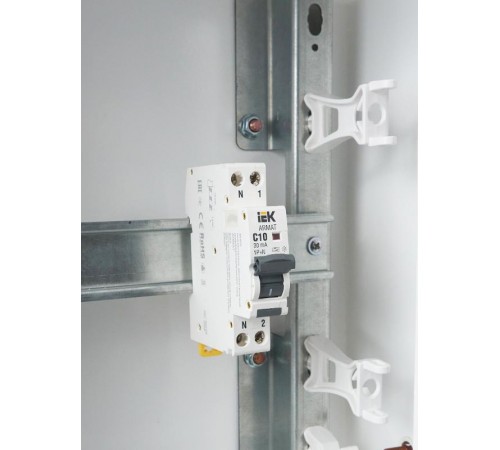 Выключатель автоматический дифференциального тока АВДТ B06S 1P+NP C10 30мА тип A (18мм) ARMAT IEK  AR-B06S-1N-C10A030  IEK