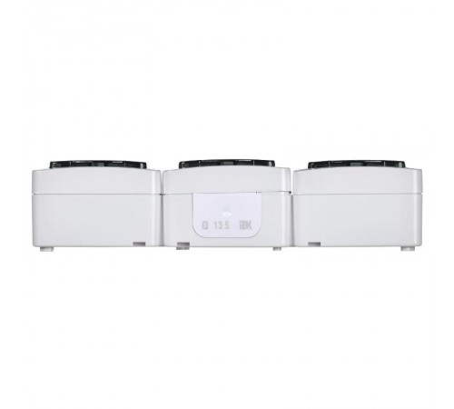 ГЕРМЕС PLUS дымчатый Розетка 3-местная О/У с/з с крышкой РСб23-3-ГПБд IP54  ERMP32-K03-16-54-EC  IEK