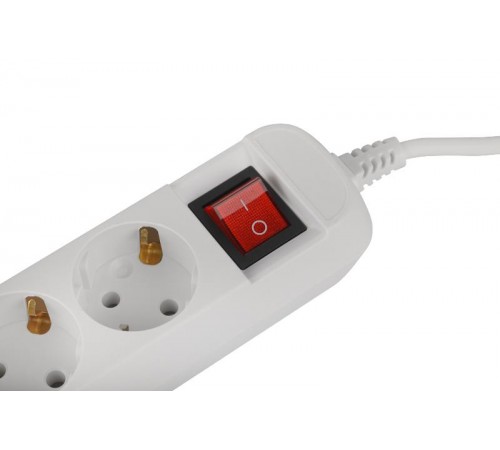 Удлинитель электрический ЭРА UDL-16-370-ES Greenline 3 розетки с заземлением с выключателем 7м ПВС 3x1мм2   Б0065012  ЭРА