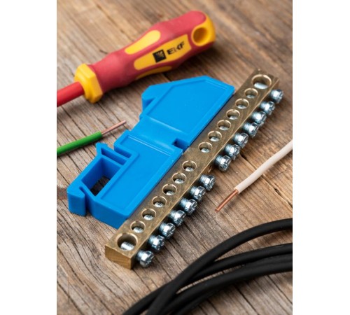 Шина "0" (8х12мм.) 125А 14 отверстий изолятор на DIN-рейку латунь EKF PROxima  sn0-125-14-d  EKF