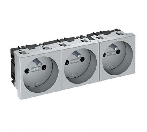 Розетка тройная 0° франц. стандарт, 250 В, 16A (серебристый) (STD-F0 AL3)  6120201  OBO Bettermann