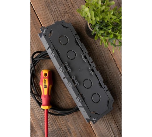 Коробка приборная для лючка C-Line 24  cl-kpnl-24  EKF