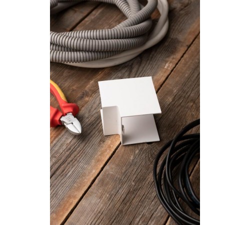 Угол внутренний (60х60) (4 шт) Plast EKF PROxima Белыйibw-60-60x4EKF