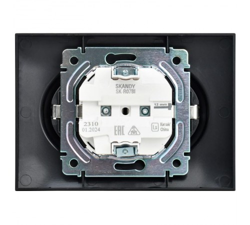 SKANDY Розетка 2-местная с заземлением с защитными шторками 16А в сборе SK-R07Bl черный  SK-R24-16-K02-F  IEK
