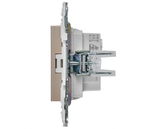 SKANDY Розетка без з/к с з/ш 10А SK-R01Sa песочный  SK-R13-10-K98  IEK