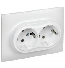 SKANDY Розетка 2-местная с заземлением без защитных шторок 16А в сборе SK-R08W арктический белый  SK-R21-16-K01-F  IEK