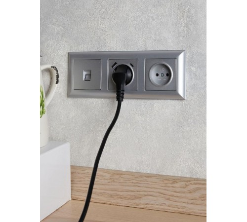 BRITE Рамка 3-ая РУ-3-Бр алюминий/алюминий  BR-M32-12-K47  IEK