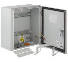 Щит учета металлический навесной ЩУ-МП (370х325х180) IP55 с окном и кронштейном  Б0032664  ЭРА