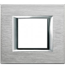 Axolute декоративные накладки прямоугольной формы, анодированные, цвет хром, на 2 модуля  HA4802CR  Legrand