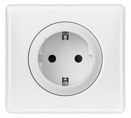 Розетка умная с/з Celiane 16А 230В рамка бел. глянец бел. Netatmo  064830  Legrand