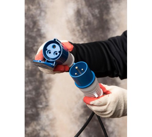 Вилка переносная 023 2Р+РЕ 32А 220В IP44 EKF PROxima  ps-023-32-220  EKF