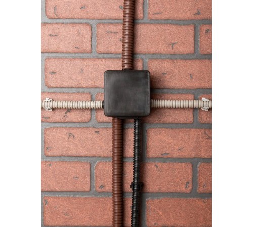 Коробка распределительная КМР-030-031 с крышкой (85х85х40) 7 мембр. вводов чёрная IP54  plc-kmr-030-031-b  EKF