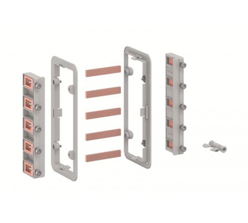 Разъем шинопровода CZC4 для соединения медных шин 12х5 мм (250А) между двумя шкафами, с изолирующей рамой для шкафов ComfortLine A.  2CPX052466R9999 