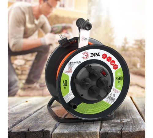 Удлинитель силовой ЭРА RMx-4es-3x1.5-40m-IP44 на м. катушке c/з 4 гн 40м ПВС 3х1.5  Б0046851  ЭРА