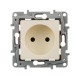 Etika Слоновая кость Розетка без заземления со шторками, винтовые клеммы  672334  Legrand