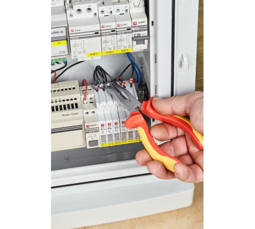 Длинногубцы изогнутые Expert 160 мм 1000В EKF PROximadgi-160-exp-inEKF