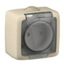 Розетка открытой установки, одноместная, со шторкой, брызгозащищенная, цвет слоновая кость  РА16-202-01  HEGEL