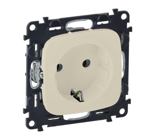 Valena ALLURE DIY Сл.кость Розетка 1-ая с/з с защитными шторками, безвинт.зажим  753820  Legrand